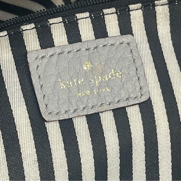 Kate Spade Gray Crossbody Bag Sleek Design - Picture 8 of 16